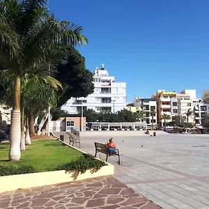 https://apartamento-medano-central.tenerifehoteles.net
